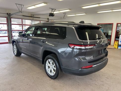 Certified 2023 Jeep Grand Cherokee L Limited AWD/4WD image 10
