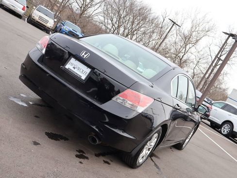 Used 2010 Honda Accord LX-P image 7