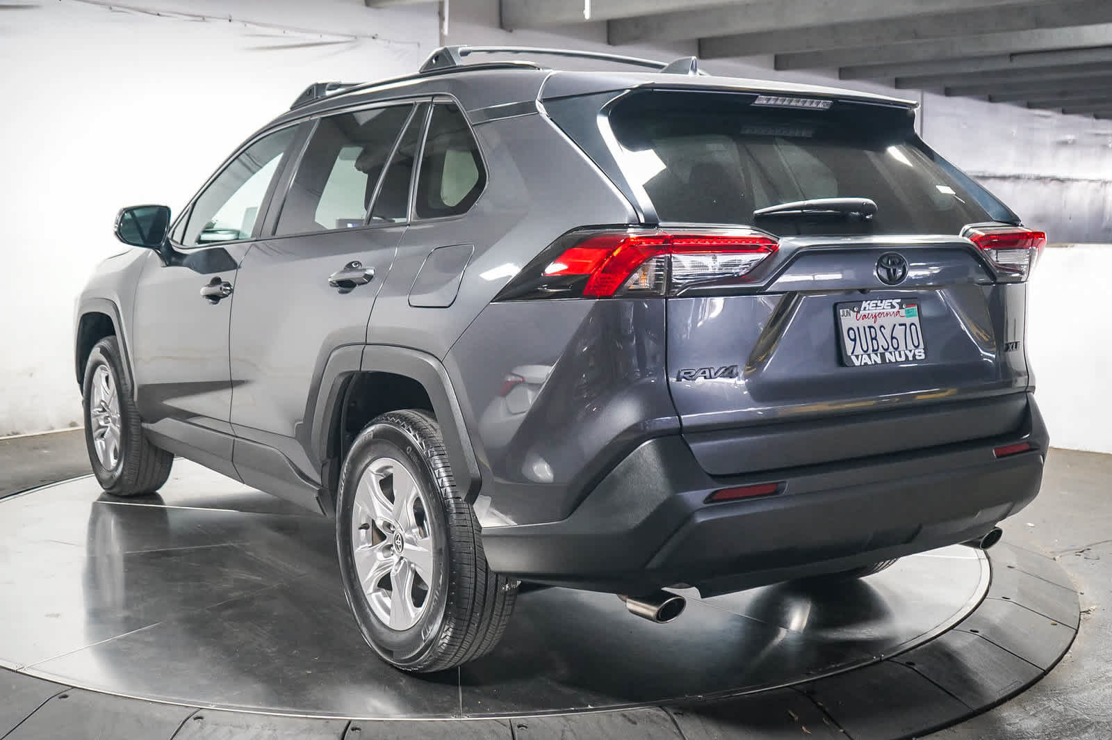 Certified 2025 Toyota RAV4 XLE w/ Convenience Package FWD image 6