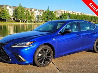 Used 2021 Lexus ES 350 F Sport w/ Accessory Package 2