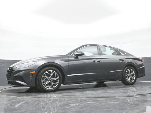 Certified 2023 Hyundai Sonata SEL w/ Preferred Accessory Package FWD image 38