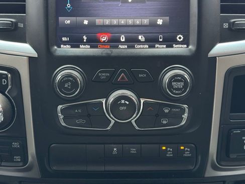 Used 2018 RAM 1500 Big Horn image 40