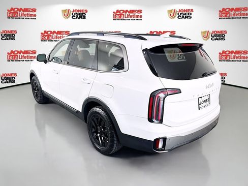 Used 2023 Kia Telluride SX Prestige X-Pro AWD/4WD image 2
