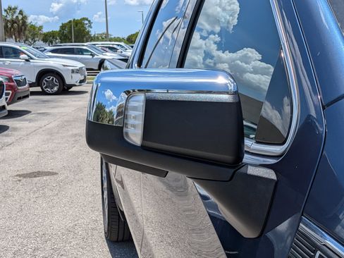 Used 2020 GMC Sierra 1500 Denali w/ Denali Ultimate Package AWD/4WD image 11