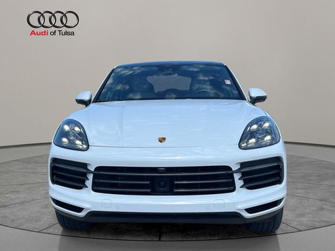 Used 2022 Porsche Cayenne Platinum Edition AWD/4WD image 2