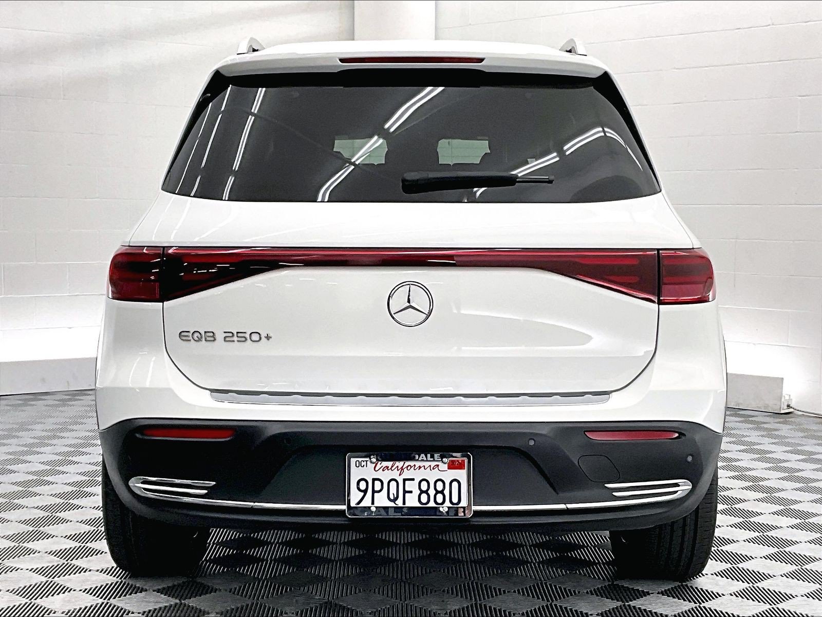 Certified 2024 Mercedes-Benz EQB 250+ image 3
