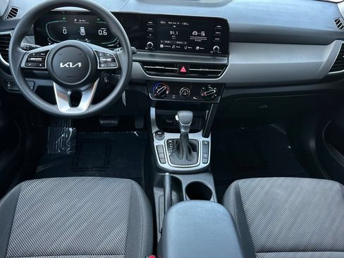Used 2026 Kia Seltos LX AWD/4WD image 12