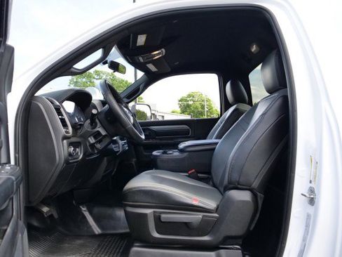 Used 2022 RAM 3500 Tradesman RWD image 22