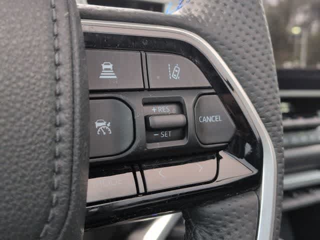 Used 2025 Toyota Tundra Platinum AWD/4WD image 27