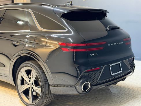 Used 2024 Genesis GV70 2.5T w/ Sport Prestige Package AWD/4WD image 21