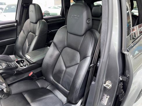 Used 2017 Porsche Cayenne GTS w/ Premium Package image 47