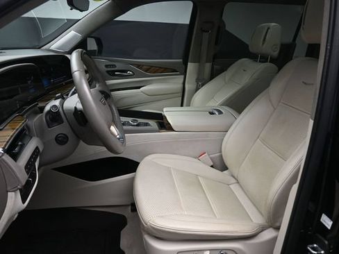 Used 2022 Cadillac Escalade ESV Sport Platinum AWD/4WD image 17