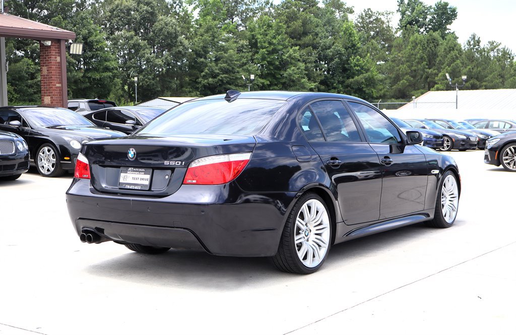 Used 2008 BMW 550i Sedan w/ Sport Pkg RWD image 7