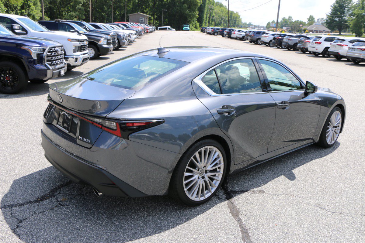 Used 2023 Lexus IS 300 w/ Premium Package RWD image 8