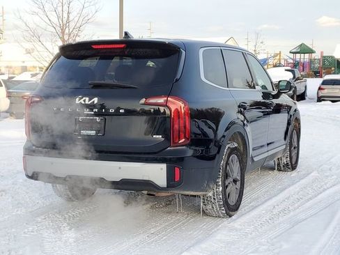 Used 2023 Kia Telluride LX AWD/4WD image 4