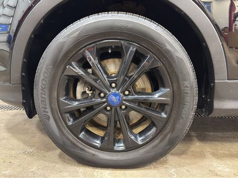 Used 2019 Ford Escape SE image 8