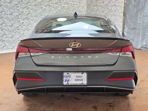 New 2026 Hyundai Elantra Sport image 6