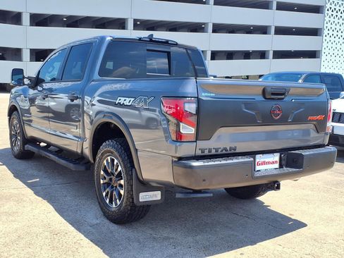 Used 2023 Nissan Titan PRO-4X w/ Pro-4x Convenience Package AWD/4WD image 4