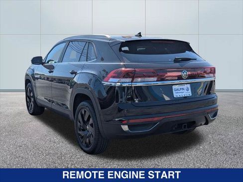 Certified 2024 Volkswagen Atlas Cross Sport SE w/ Panoramic Sunroof Package AWD/4WD image 3