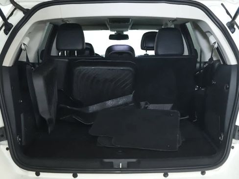Used 2019 Dodge Journey GT AWD/4WD image 28