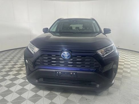 Used 2021 Toyota RAV4 XLE Premium AWD/4WD image 2
