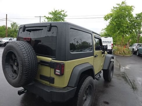 Used 2013 Jeep Wrangler Sport w/ Connectivity Group AWD/4WD image 7