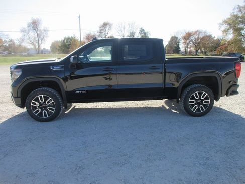 New 2026 GMC Sierra 1500 AT4 image 10