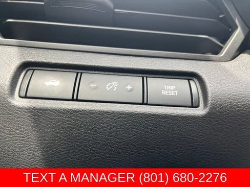 Used 2024 Nissan Altima 2.5 SR FWD image 20