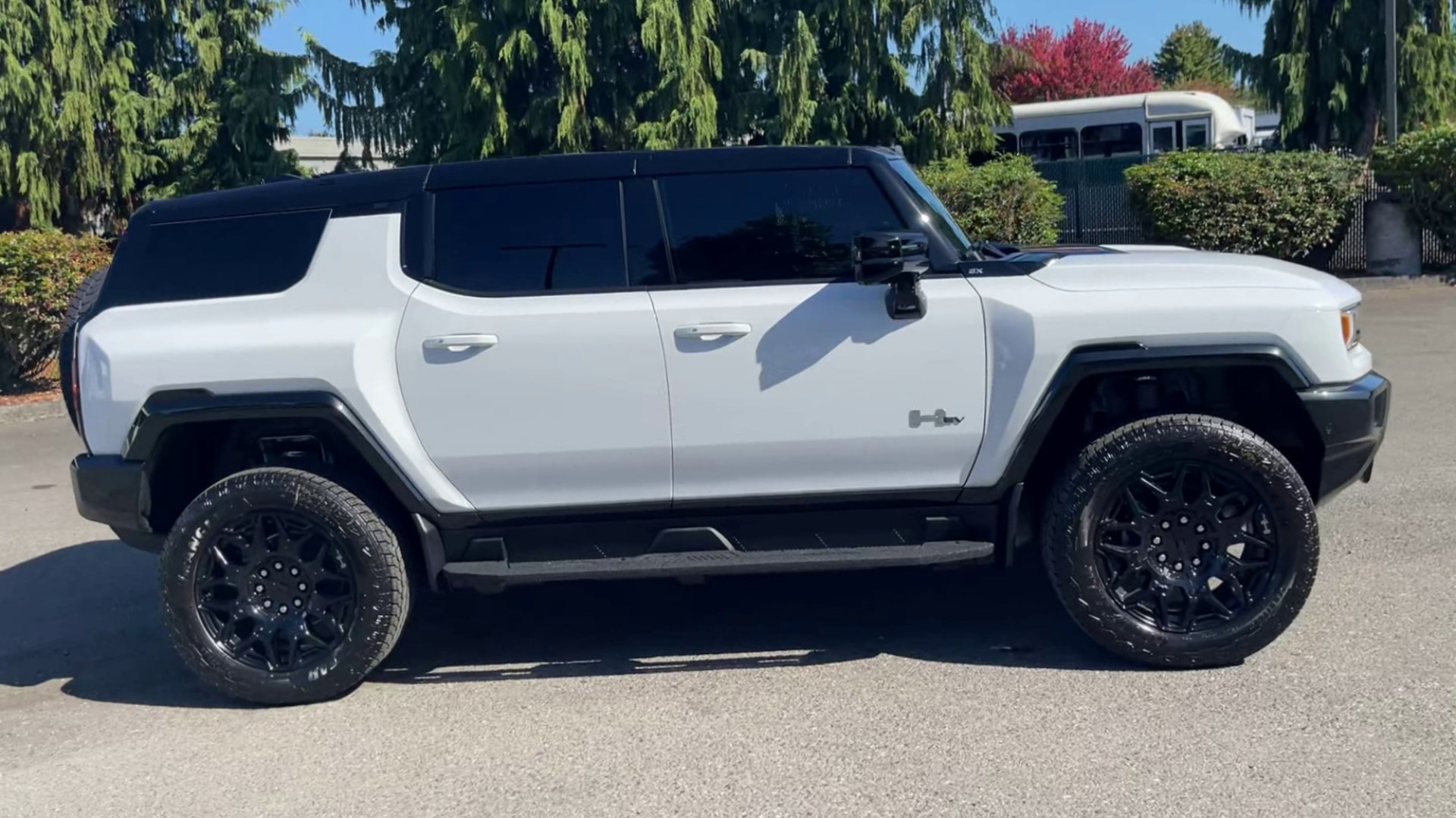 New 2026 GMC Hummer EV SUV AWD/4WD image 76