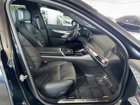 Used 2024 BMW 760i xDrive 760i xDrive w/ Executive Package image 10