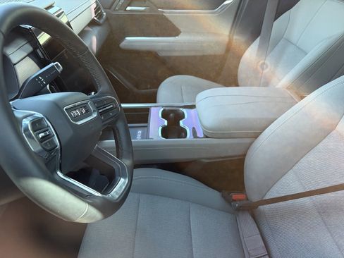 Used 2026 GMC Acadia Elevation w/ LPO, Floor Liner Package FWD image 11