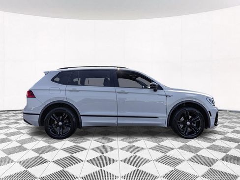 Used 2019 Volkswagen Tiguan SEL Premium R-Line AWD/4WD image 11