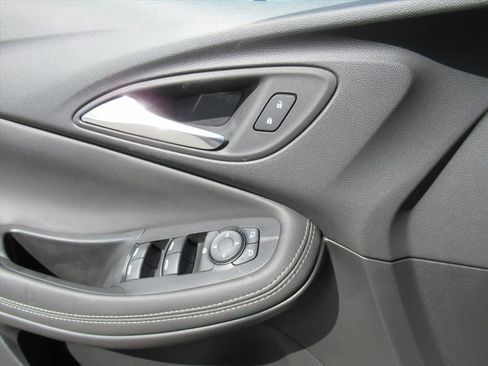 Used 2023 Buick Encore GX Select w/ Safety Package II FWD image 20