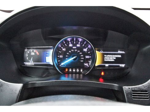 Used 2019 Ford Explorer XLT w/ Equipment Group 202A image 18