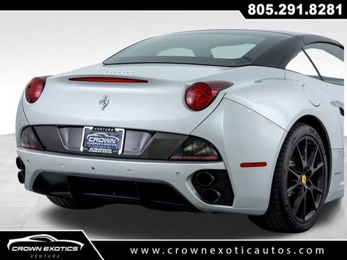 Used 2012 Ferrari California image 29