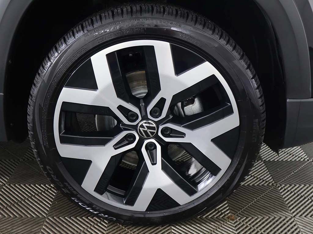 Used 2023 Volkswagen Taos SEL AWD/4WD image 24