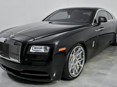 Used 2014 Rolls-Royce Wraith image 6