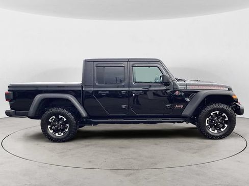 Used 2024 Jeep Gladiator Rubicon w/ Technology Group AWD/4WD image 6