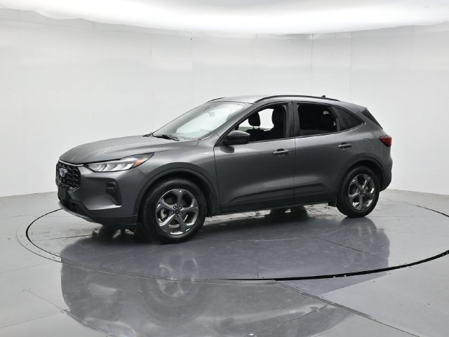 Certified 2025 Ford Escape ST-Line FWD image 5