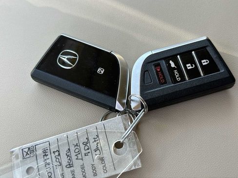 Used 2023 Acura MDX FWD w/ Technology Package image 26