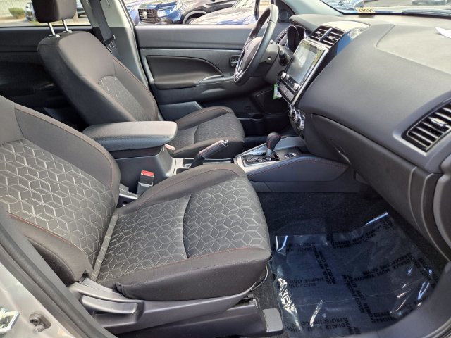 Used 2025 Mitsubishi Outlander Sport ES AWD/4WD image 21