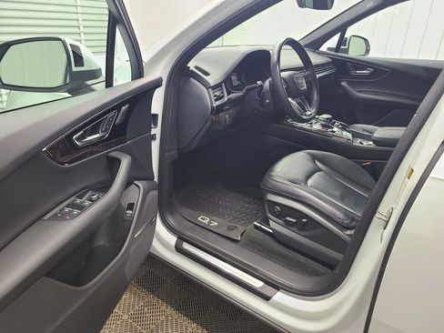 Used 2018 Audi Q7 3.0T Premium Plus w/ Premium Plus Package image 21