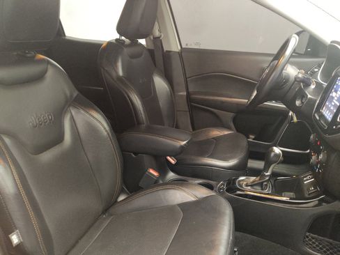 Used 2019 Jeep Compass Limited FWD image 21
