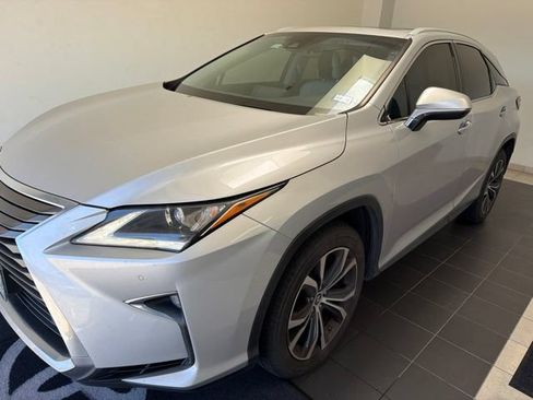 Used 2018 Lexus RX 350 FWD w/ Premium Package image 2
