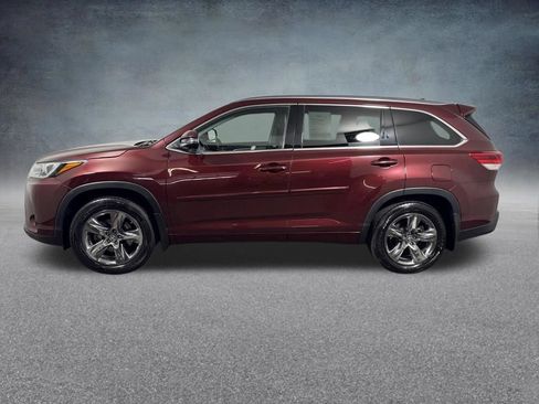 Used 2018 Toyota Highlander Limited Platinum AWD/4WD image 3