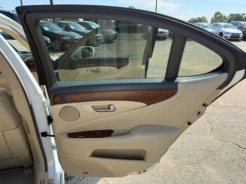 Used 2011 Lexus LS 460 Luxury image 45