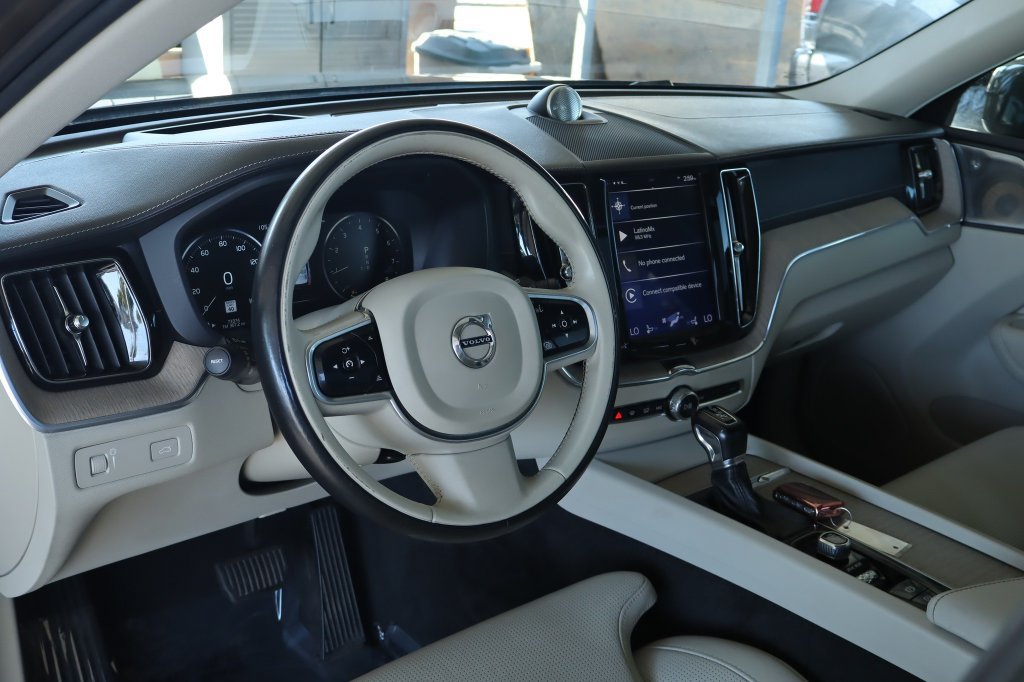 Used 2019 Volvo XC60 T6 Inscription AWD/4WD image 17