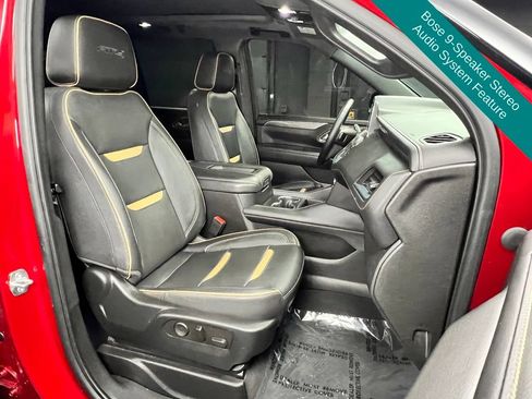 Used 2023 GMC Yukon AT4 w/ AT4 Premium Package AWD/4WD image 8