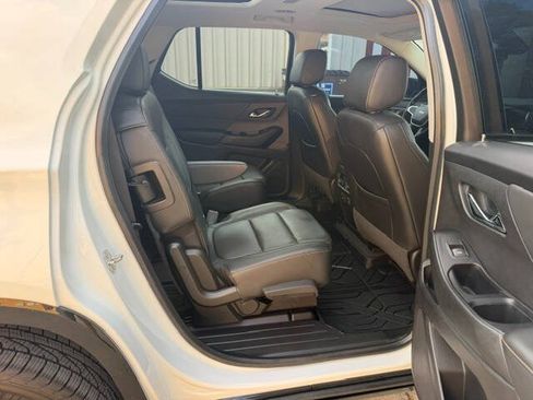Used 2020 Chevrolet Traverse Premier w/ Redline Edition AWD/4WD image 17