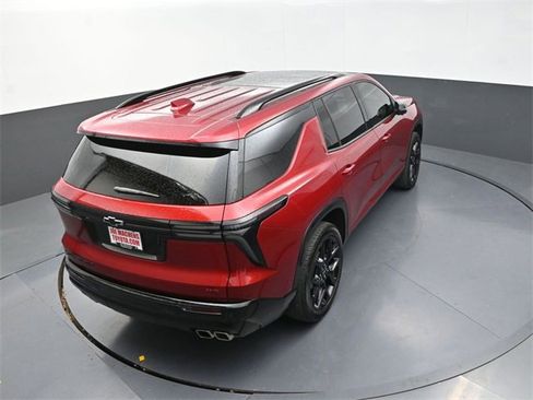 Used 2024 Chevrolet Traverse RS image 25